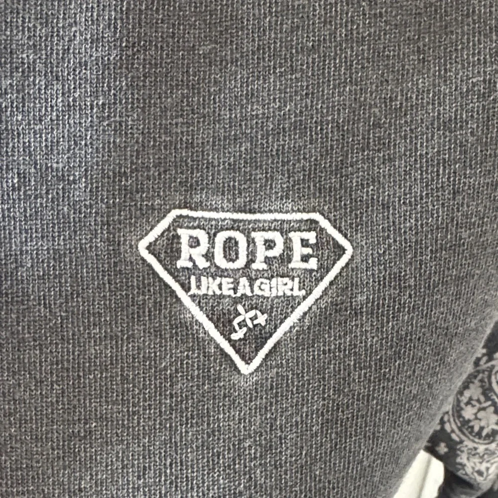 Hooey Gray Paisley Hoodie - Picture 2 of 7